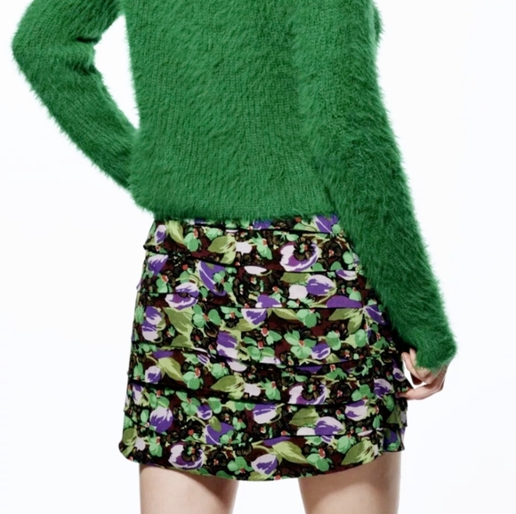 Zara Black and Green Floral Ruffled Layered Mini Skirt Ladies M - Picture 2 of 12